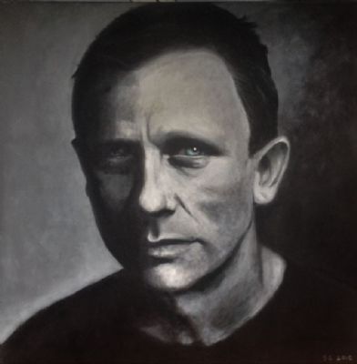 Daniel Craig