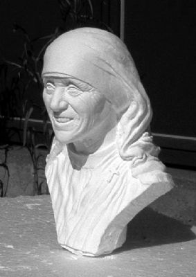 Buste Moder Teresa